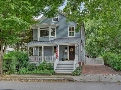 89 Gibbs Ave, Newport, RI, 02840