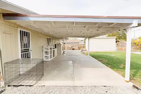 4 bed, 1840 sqft, $2,400 — Photo 2