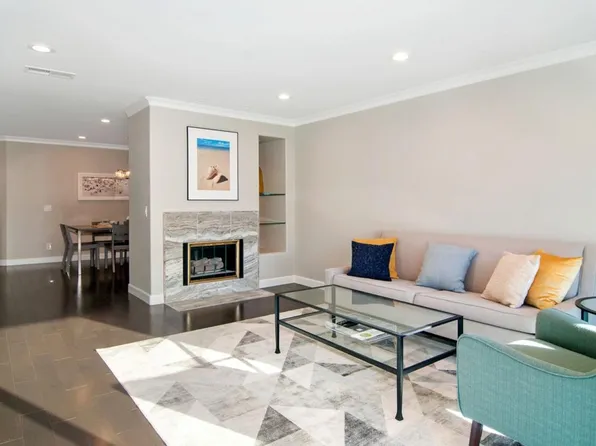 7560 Eads Ave, La Jolla, CA 92037