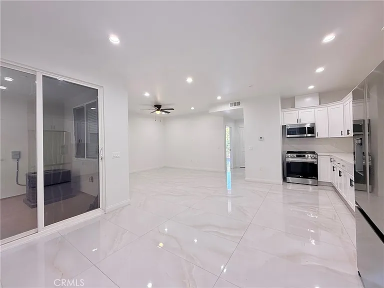 8153 Banana Ave #206 — Photo 9