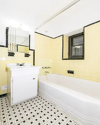 Rented by Voro New York | media 25