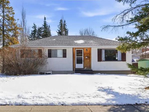 173 W Gordon Dr SW, Calgary, AB T3E 5B1