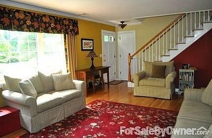 Living Room - Custom Built-Ins & Mantel