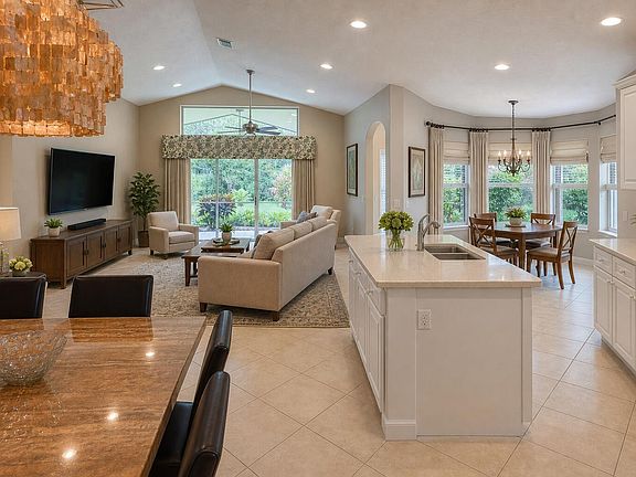 5th image of 9689 Positano Way