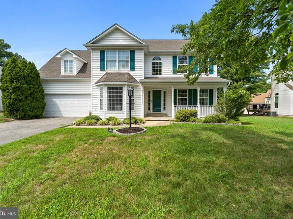 10884 Parchment Ct, Waldorf, MD 20603