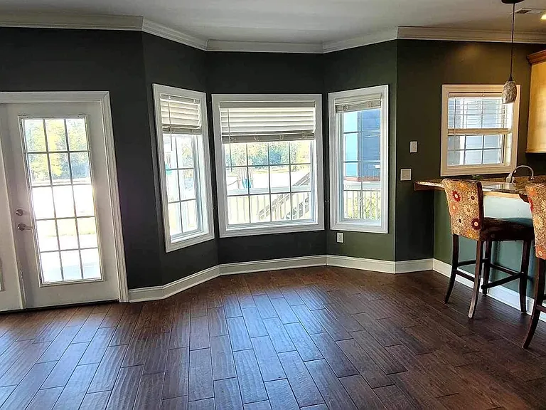 121 Triple Crown Ct — Photo 17