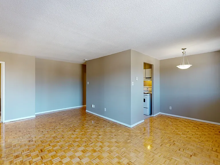 1322 McWatters Rd — Photo 53