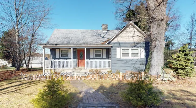 1051 Upward Rd — Photo 1