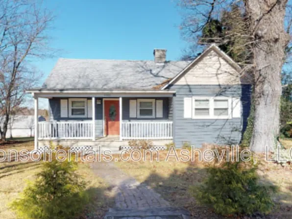 1051 Upward Rd, Flat Rock, NC 28731