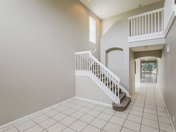 4th image of 5021 Sancerre Cir