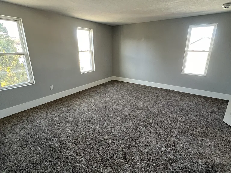 135 N Hamilton Ave #4 — Photo 5