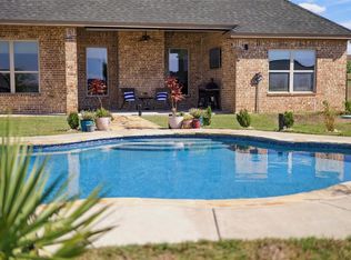 139 Stanford Ln, Springtown, TX 76082