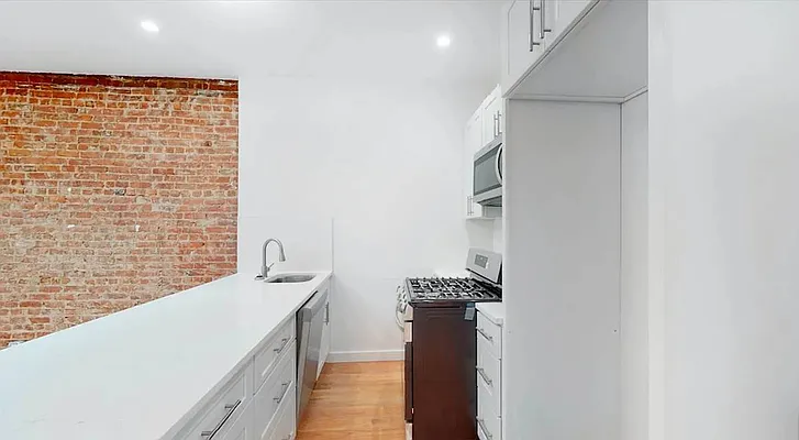 Rented by MADEHOME | media 32