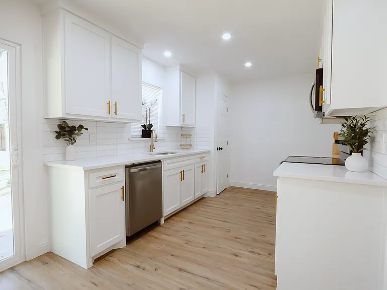 5106 Preston Trl — Photo 11