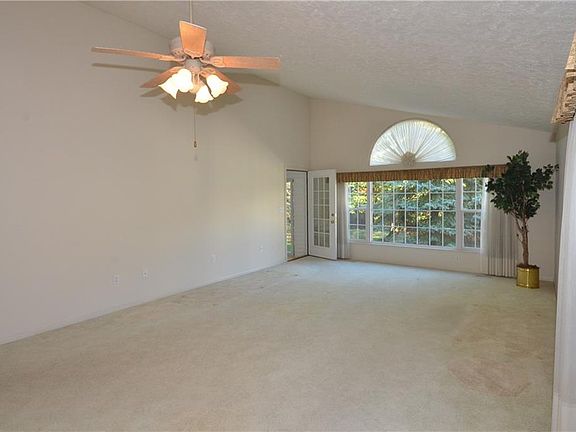 5th image of 6822 Hidden Lake Trl #6822