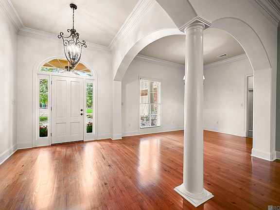 5th image of 35390 Oakcrest Ave