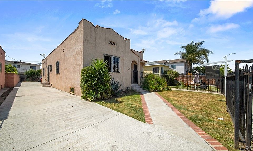 2049 S Burnside Ave, Los Angeles, CA 90016 | MLS #DW22120822 | Zillow