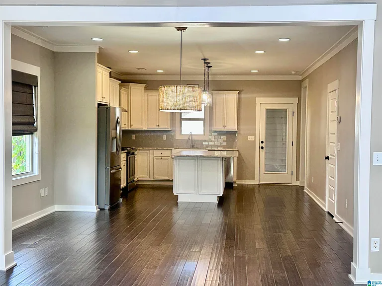 2641 Montauk Rd — Photo 8