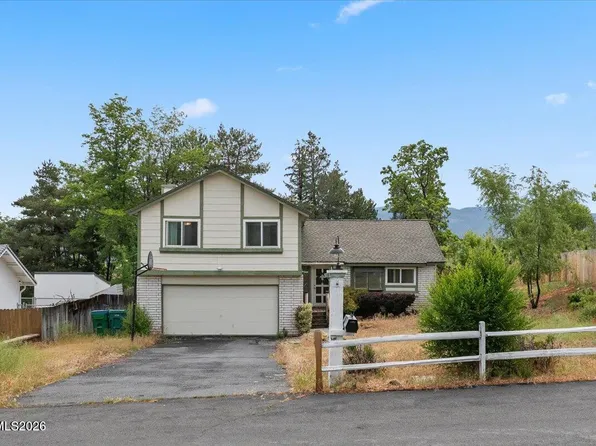 12490 Clearwater Dr, Reno, NV 89511