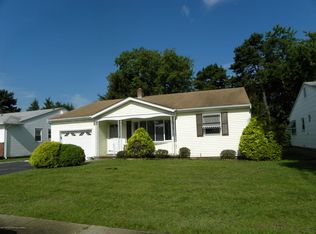 29 Nostrand Dr, Toms River, NJ 08757
