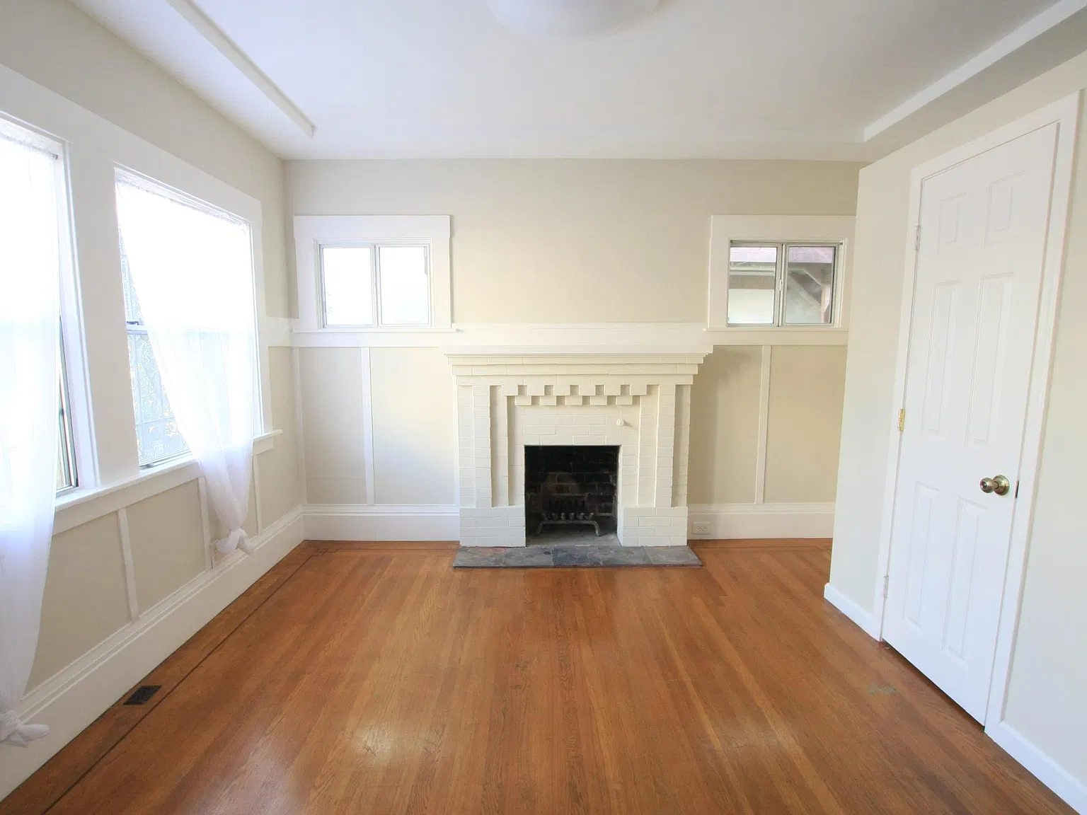 3 bed, 1.5 bath, 1000 sqft, $2,600 — Photo 1