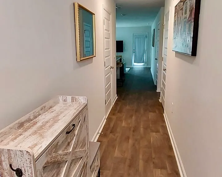 184 Lakeside Dr — Photo 6