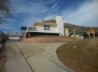 313 Panorama Dr, Wofford Heights, CA