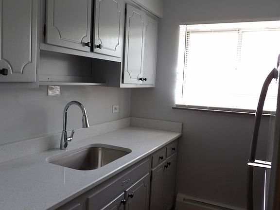 2nd image of 10360 S Walden Pkwy #5D