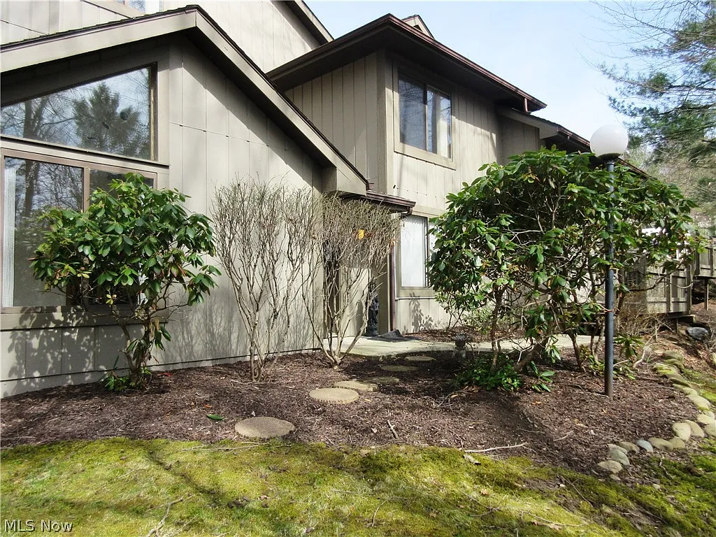 2178 Stone Creek Trl photo 1