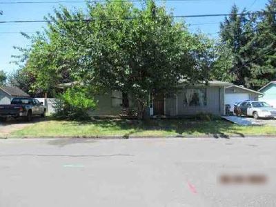 735 SE Rene Ave, Gresham, OR, 97080