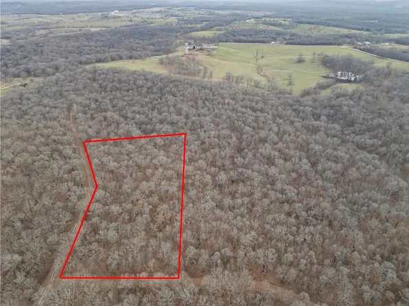 Tim Rd, Edwards, MO 65326