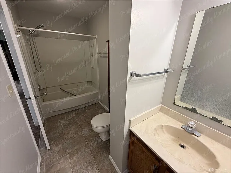 1453 Sanzon Dr — Photo 22