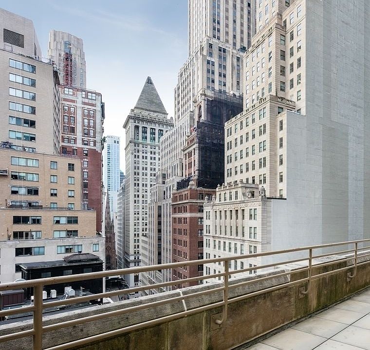 1st image of 67 Wall St APT 23H