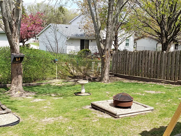 4272 W Alvina Ave #1 — Photo 9