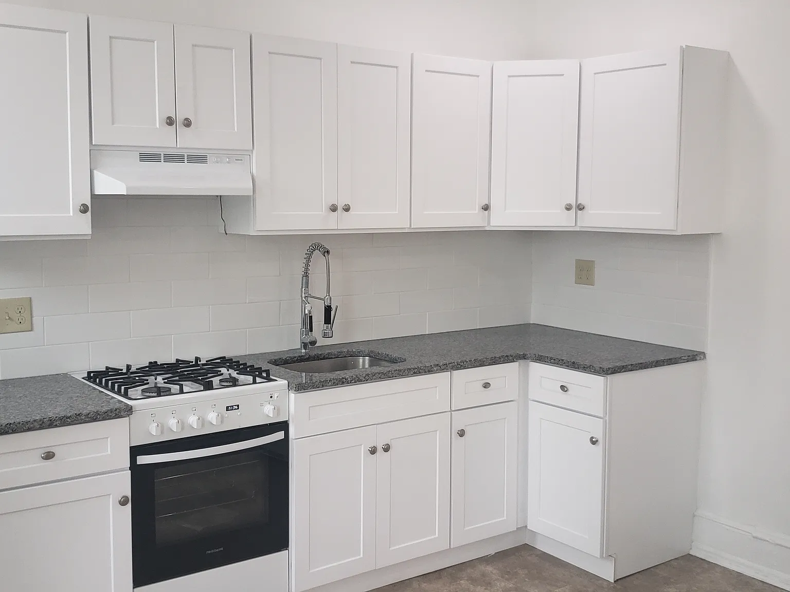 1 bed, 650 sqft, $1,500 — Photo 2