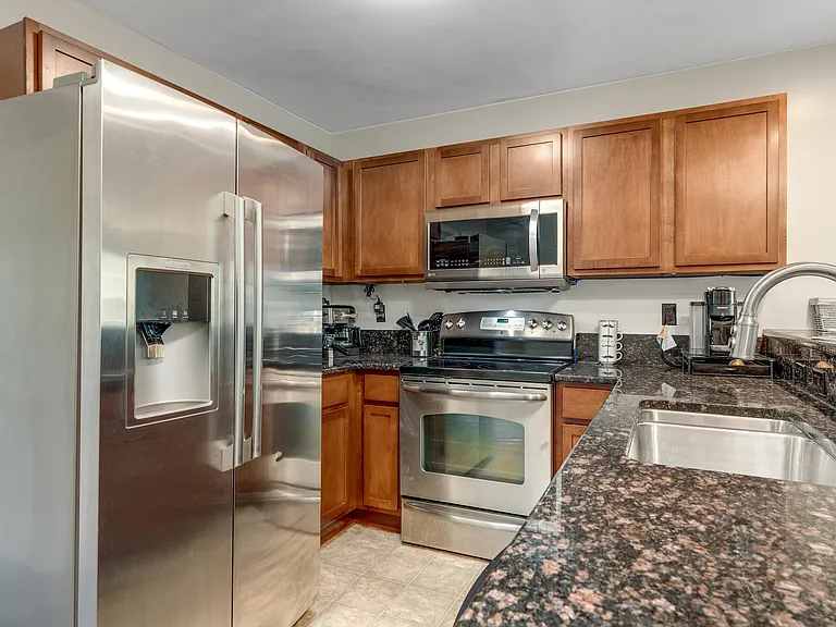 654 Lydia Ln #48 — Photo 10