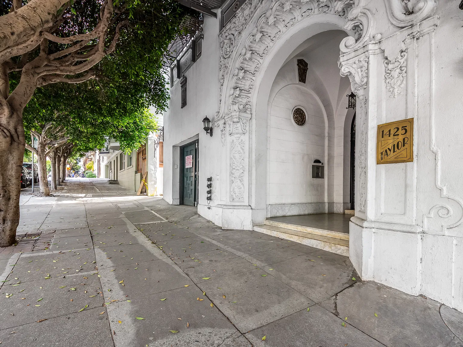 1425 Taylor Street — Photo 3