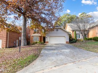 921 Heather Way, Knoxville, TN 37919