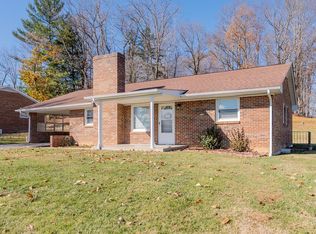 609 Leslie St, Marion, VA 24354