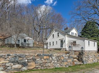 16-17 Coburn Rd E, Sherman, CT 06784