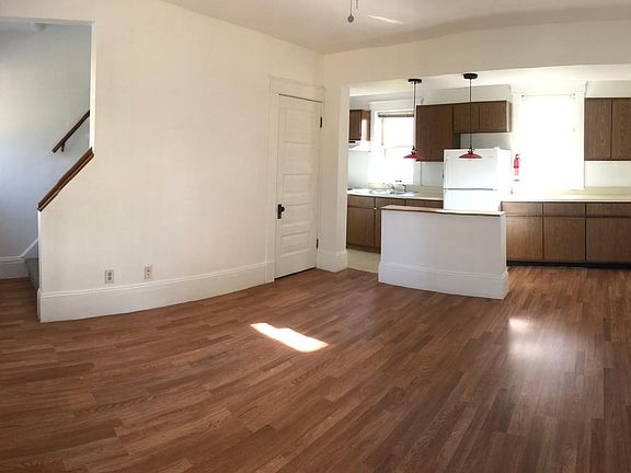 2nd image of 223 N River St APT 7