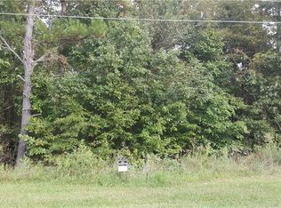 6266 Sullivantown Rd, Walkertown, NC 27051