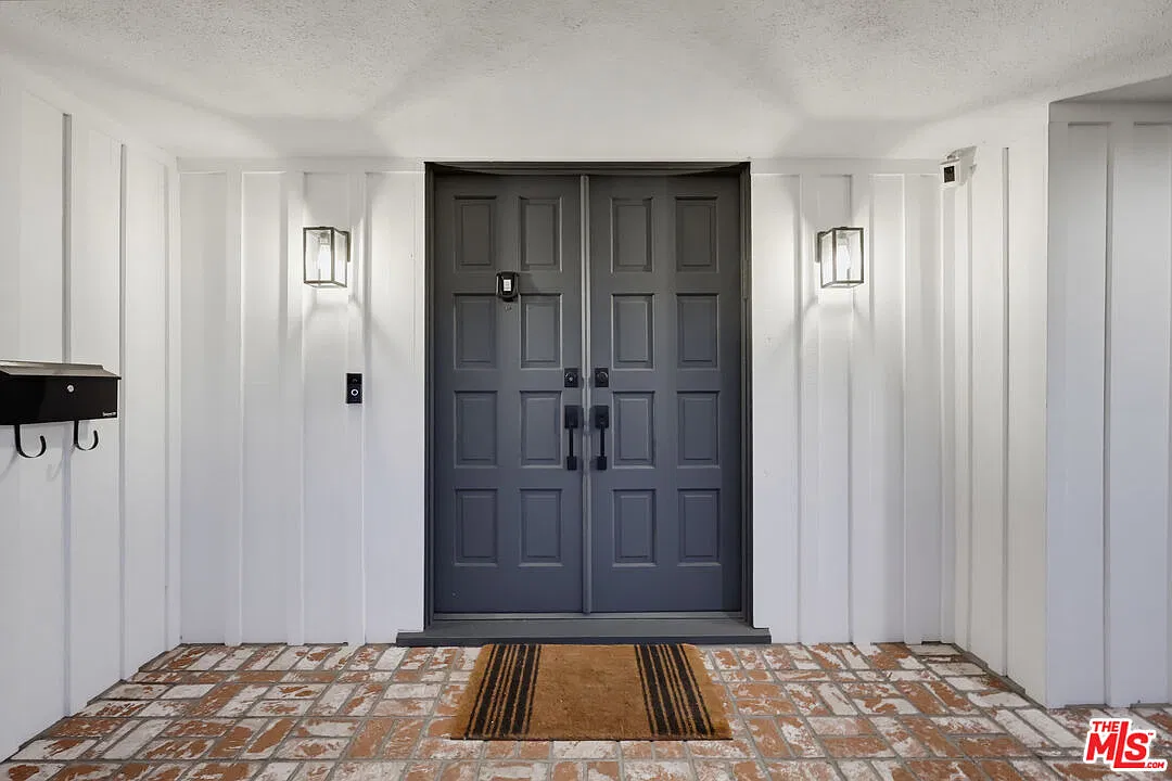 3 bed, 2.0 bath, 1473 sqft, $7,800 — Photo 3