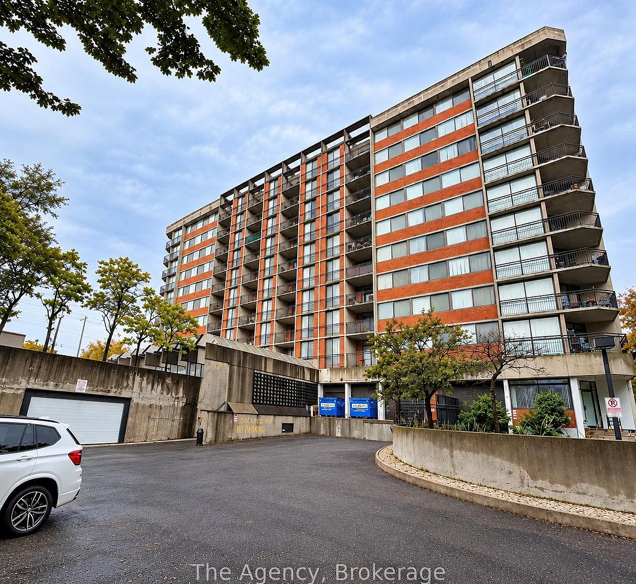 1 bed, $1,999 — Photo 1