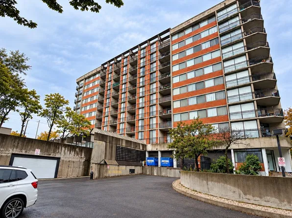 2200 Sherobee Rd, Mississauga, ON