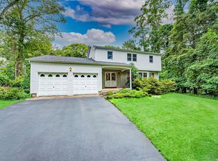 53 Sunken Meadow Rd, Northport, NY 11768