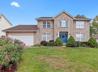 5027 Royal Burgess Dr, Saint Peters, MO
