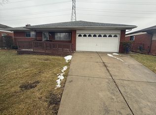 27849 Flanders Ave, Warren, MI 48088