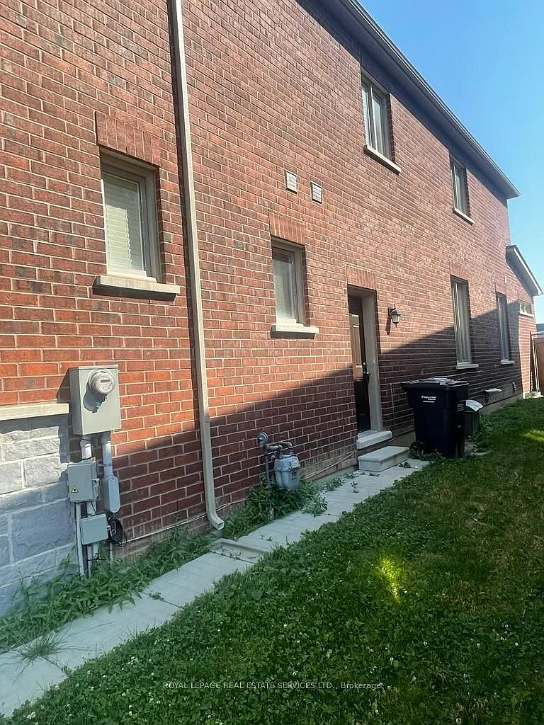 2 bed, $1,700 — Photo 3