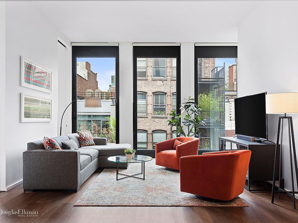 1st image of 40 Bond St APT 7D